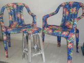 Conjunto cadeiras e mesinha